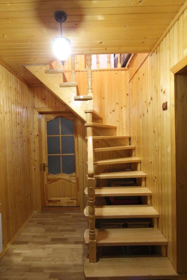 Карпатська Полонина Apartment Yaremche Ngoại thất bức ảnh