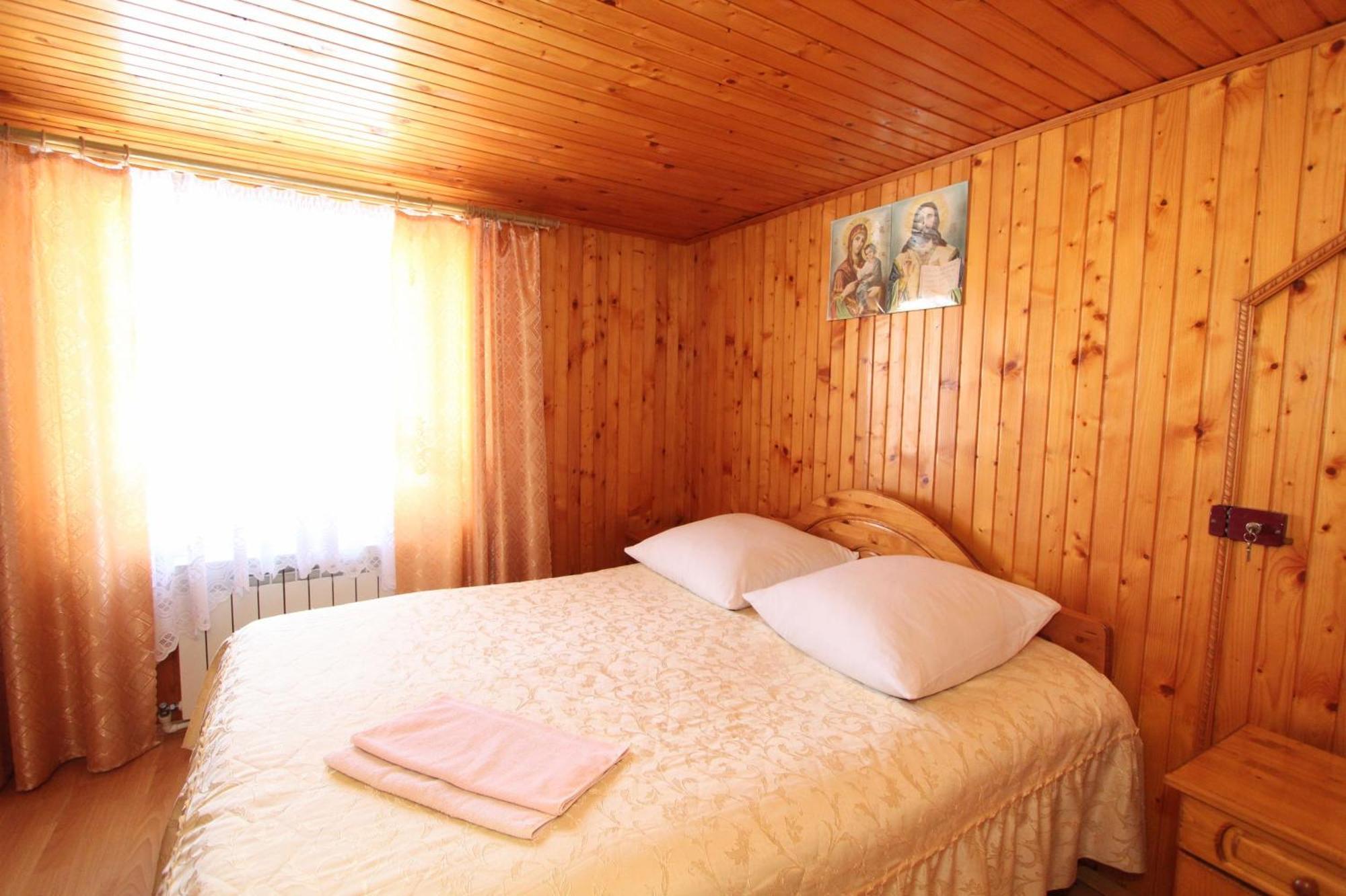 Карпатська Полонина Apartment Yaremche Ngoại thất bức ảnh